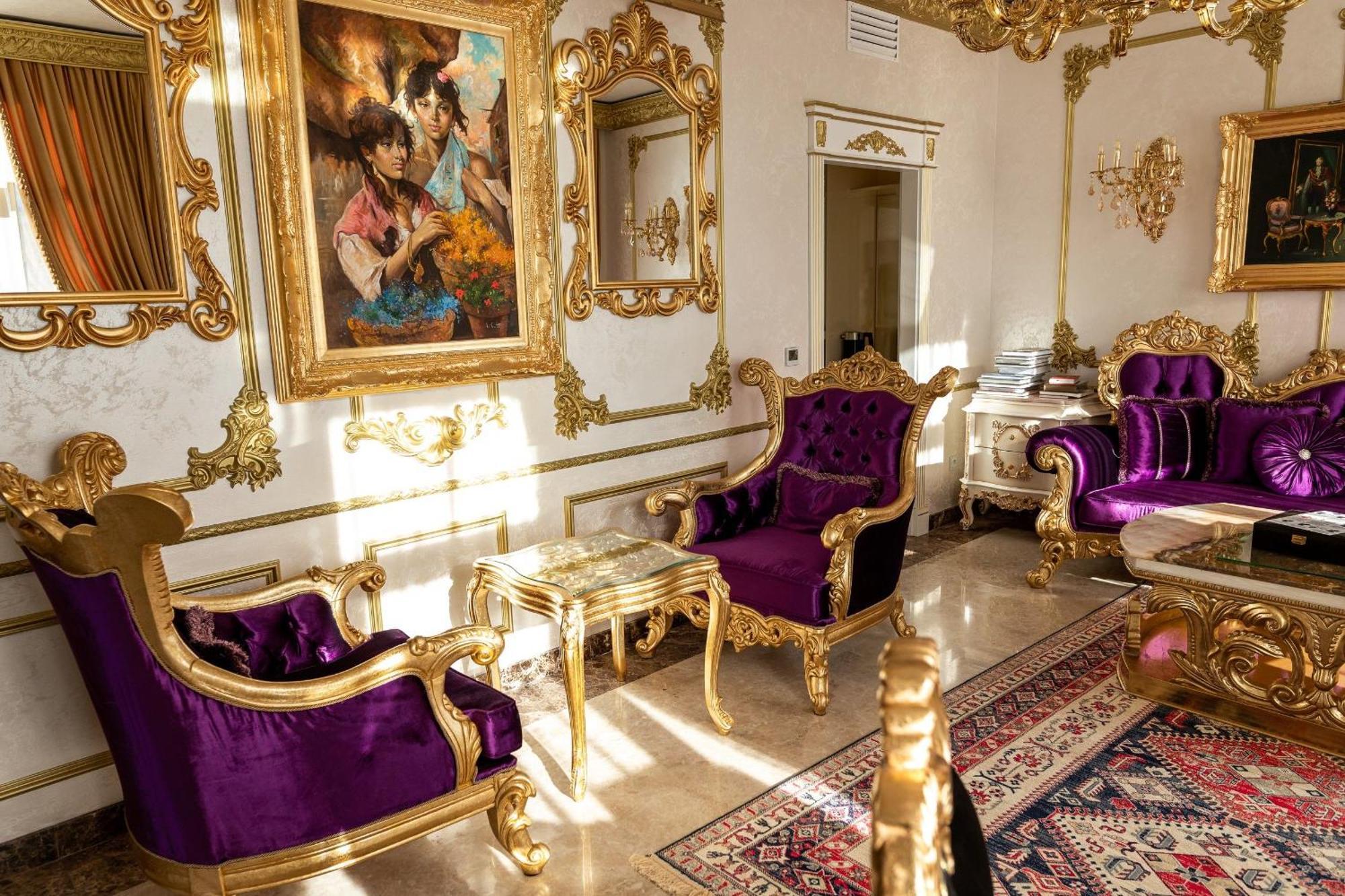Royal Palace Luxury Hotel And Spa Khmelnytskyi Room photo